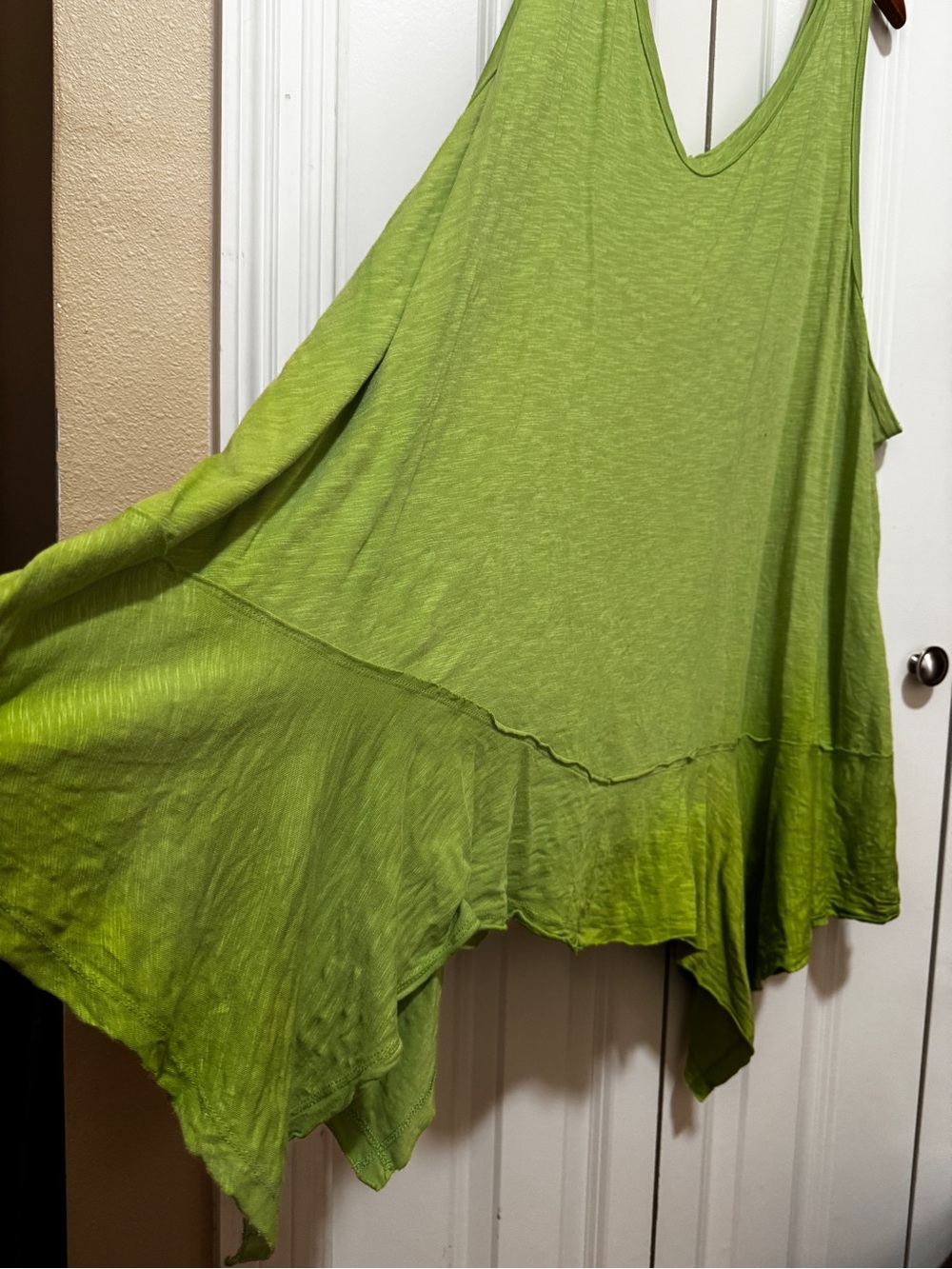 Torrid Vintage Slub V-Neck Handkerchief Hem Swing Tank Jade Lime 5X Plus Size